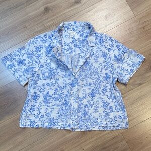 Lilly Pulitzer White and Blue Floral Short-Sleeve Blouse